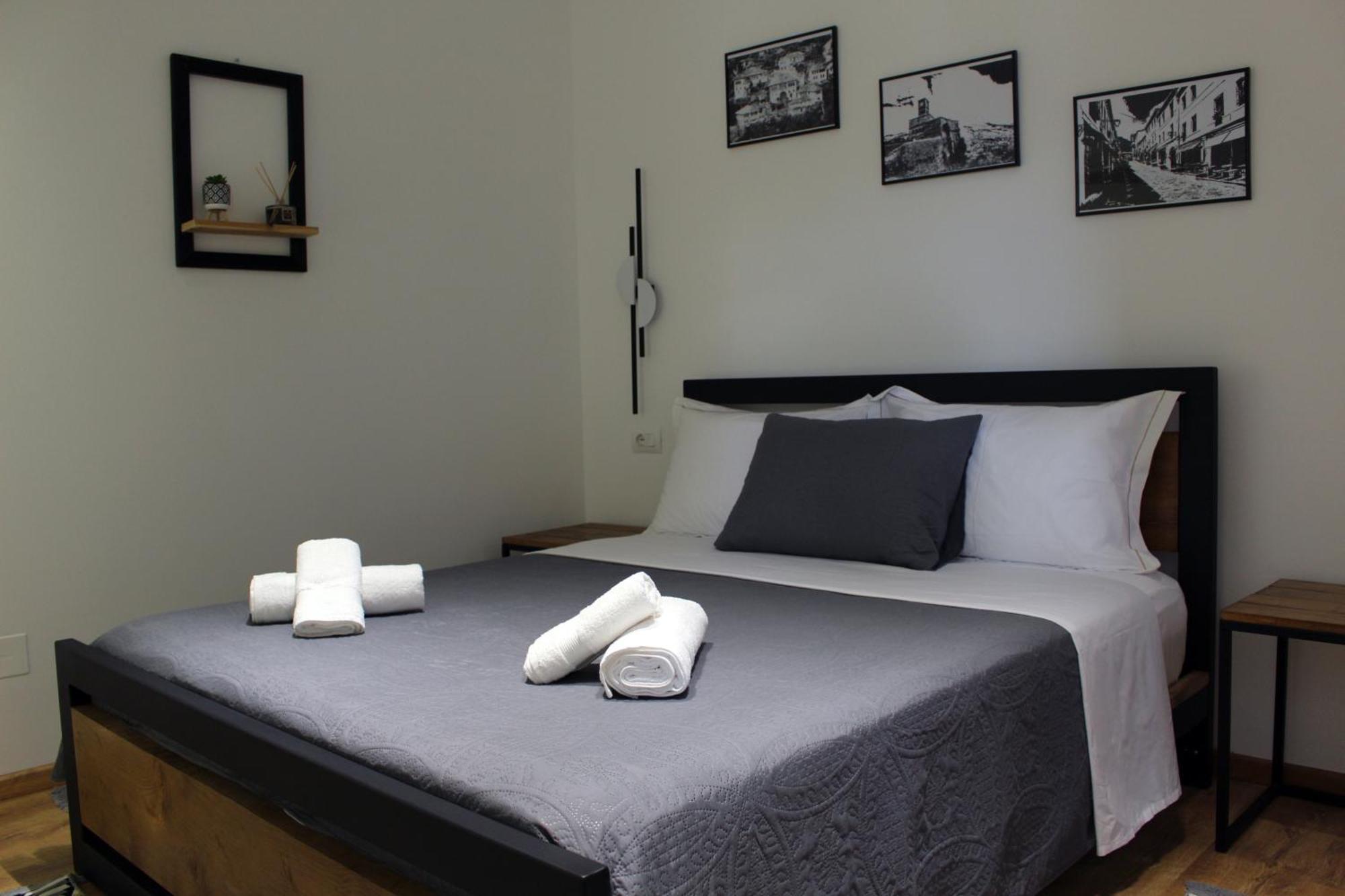Guest House Amades Gjirokaster Exterior photo